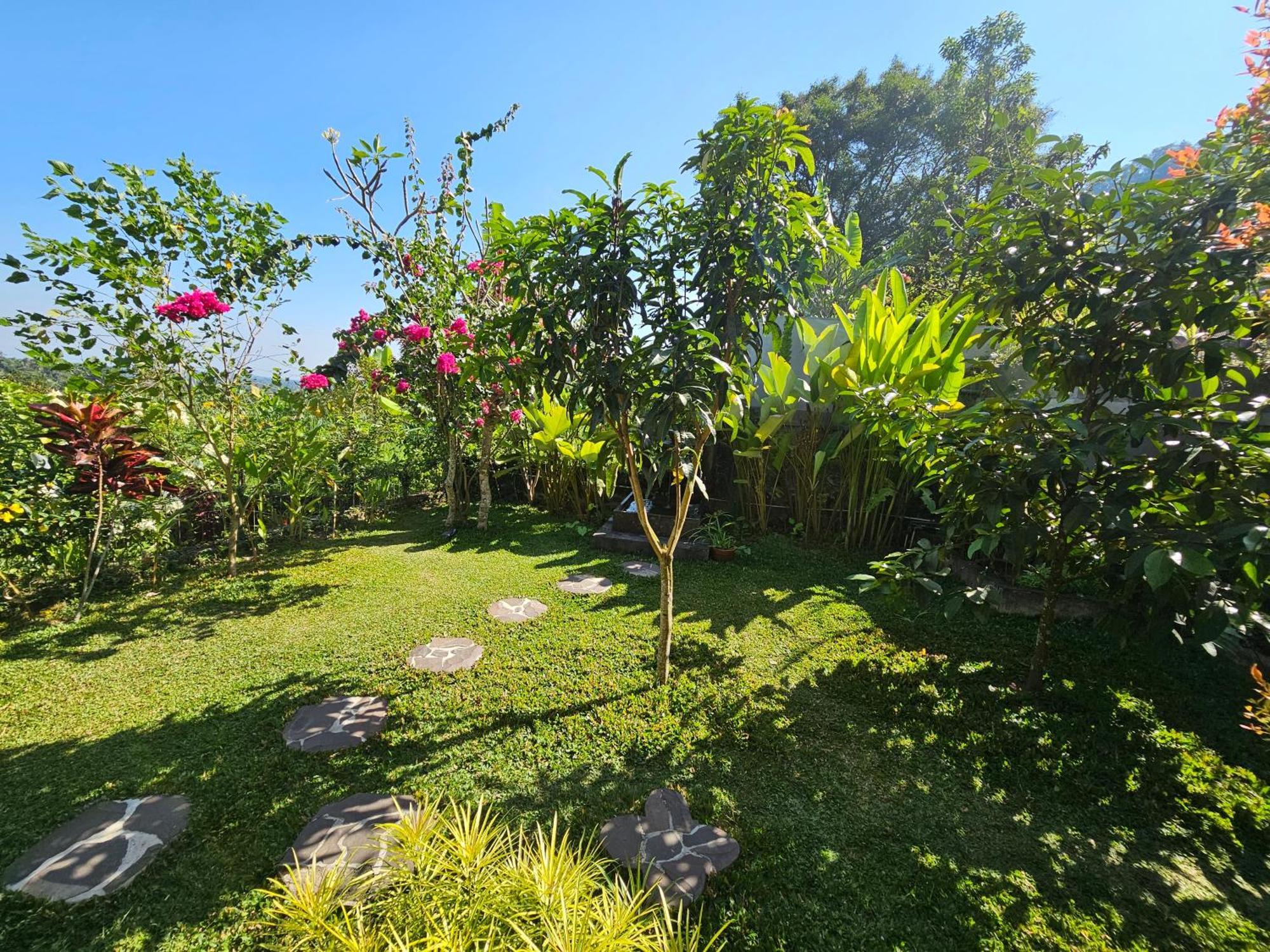Villa Markisa Pakisan Sawan Exterior photo